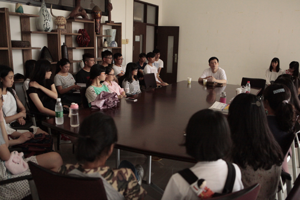 美术教育学院举办2014级新生入学教育系列讲座